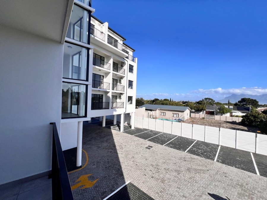 2 Bedroom Property for Sale in Table View Western Cape